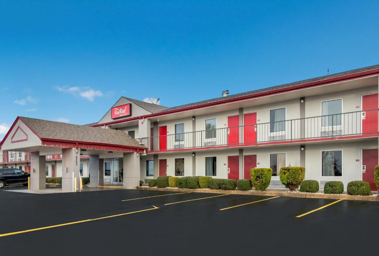 Red Roof Inn & Suites Jackson, Tn Εξωτερικό φωτογραφία