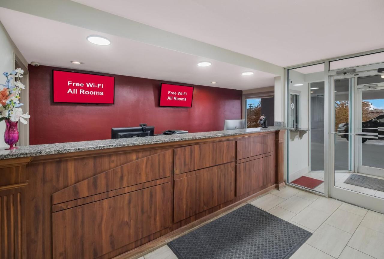 Red Roof Inn & Suites Jackson, Tn Εξωτερικό φωτογραφία