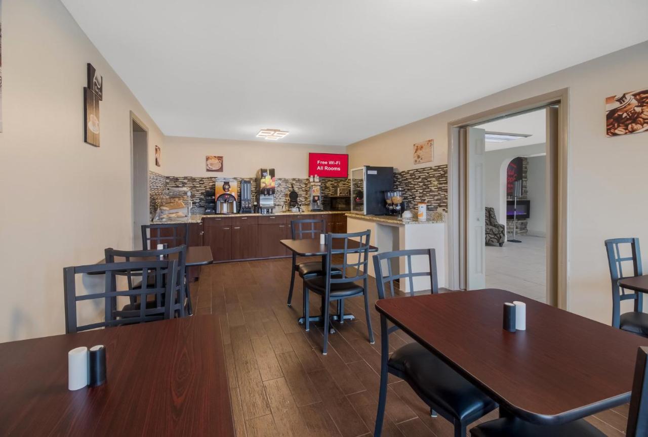 Red Roof Inn & Suites Jackson, Tn Εξωτερικό φωτογραφία