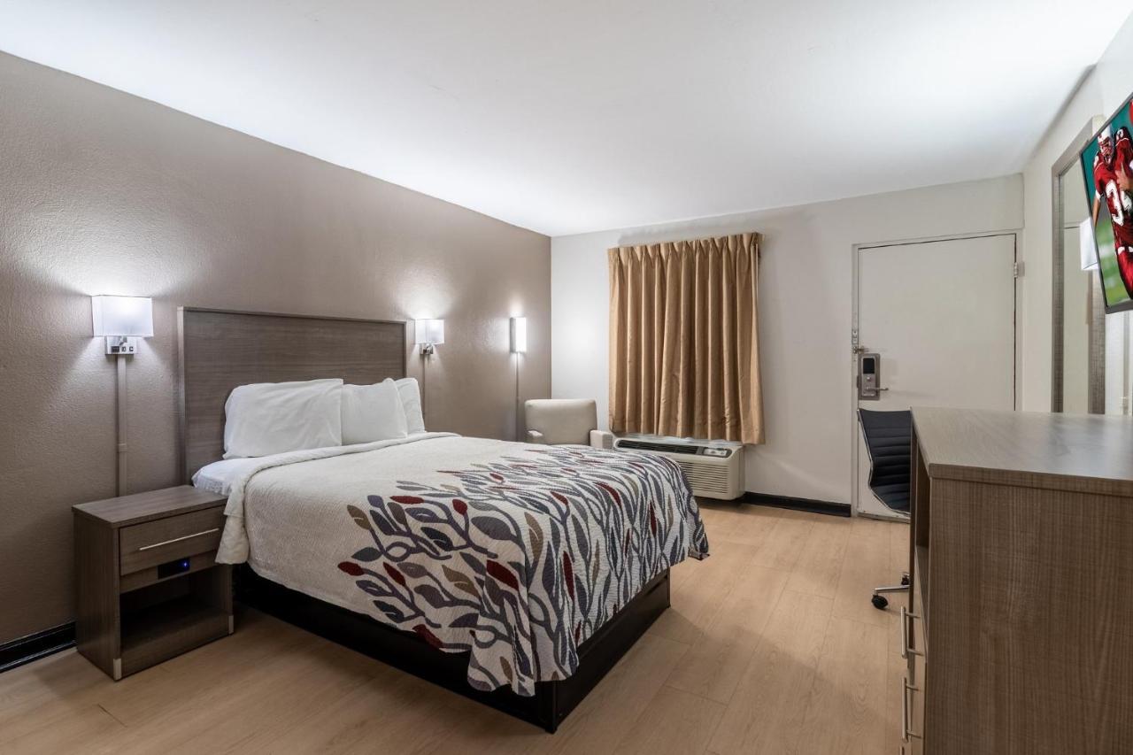 Red Roof Inn & Suites Jackson, Tn Εξωτερικό φωτογραφία
