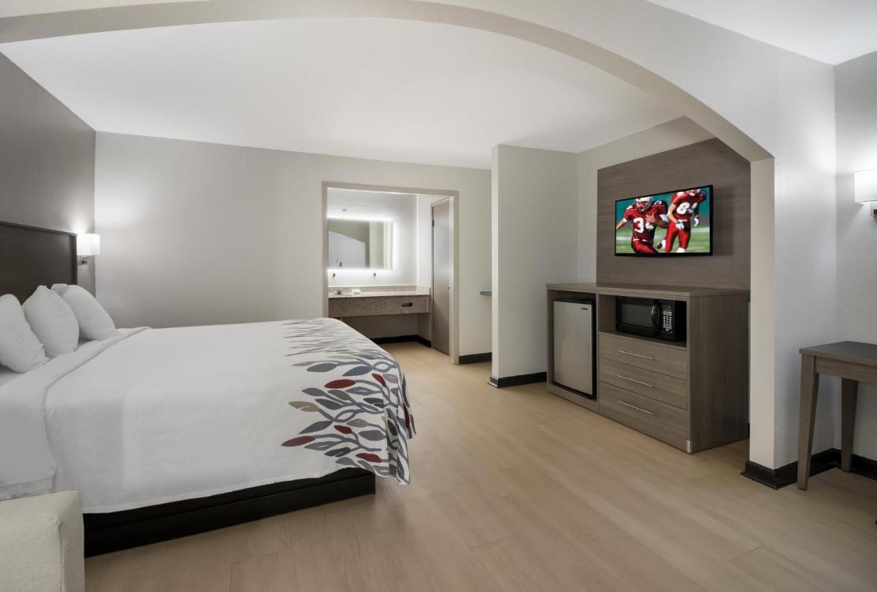 Red Roof Inn & Suites Jackson, Tn Εξωτερικό φωτογραφία