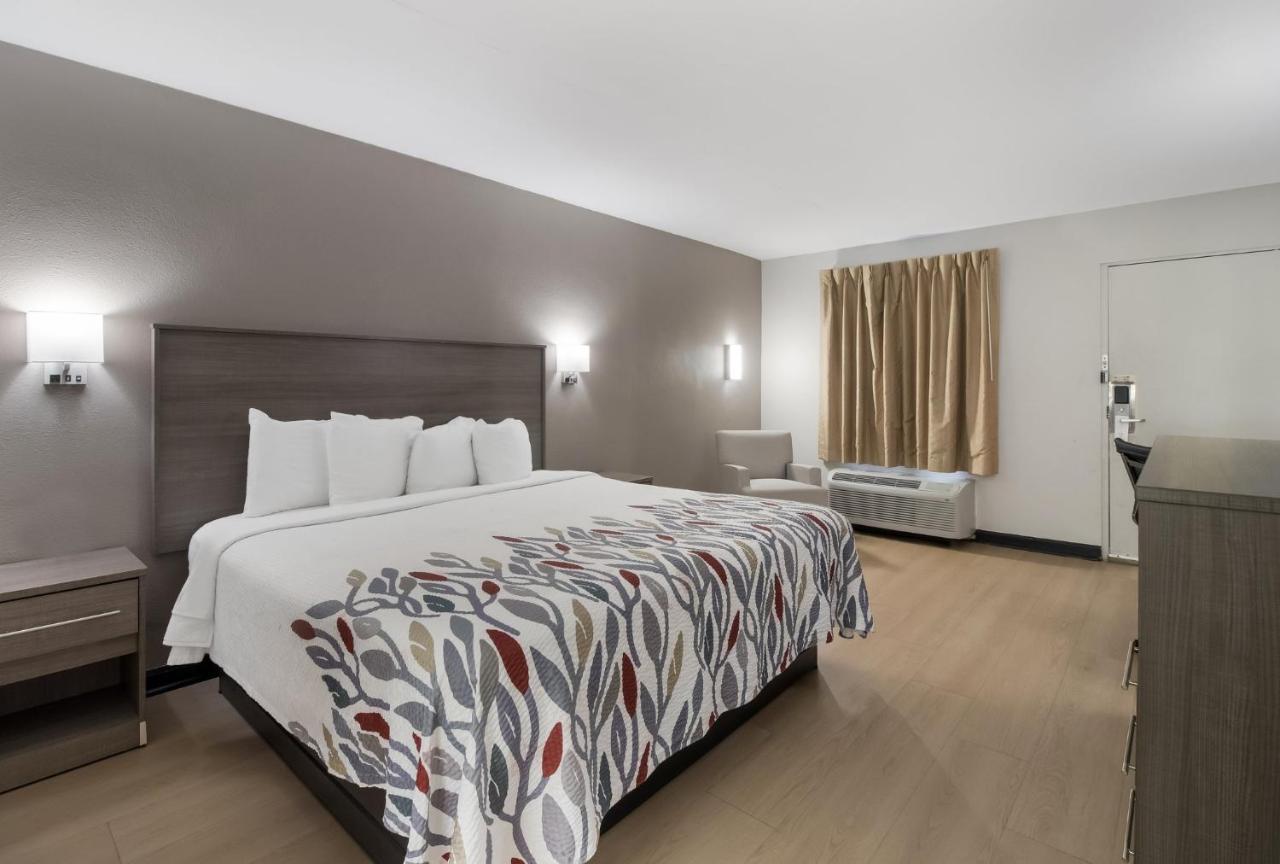 Red Roof Inn & Suites Jackson, Tn Εξωτερικό φωτογραφία