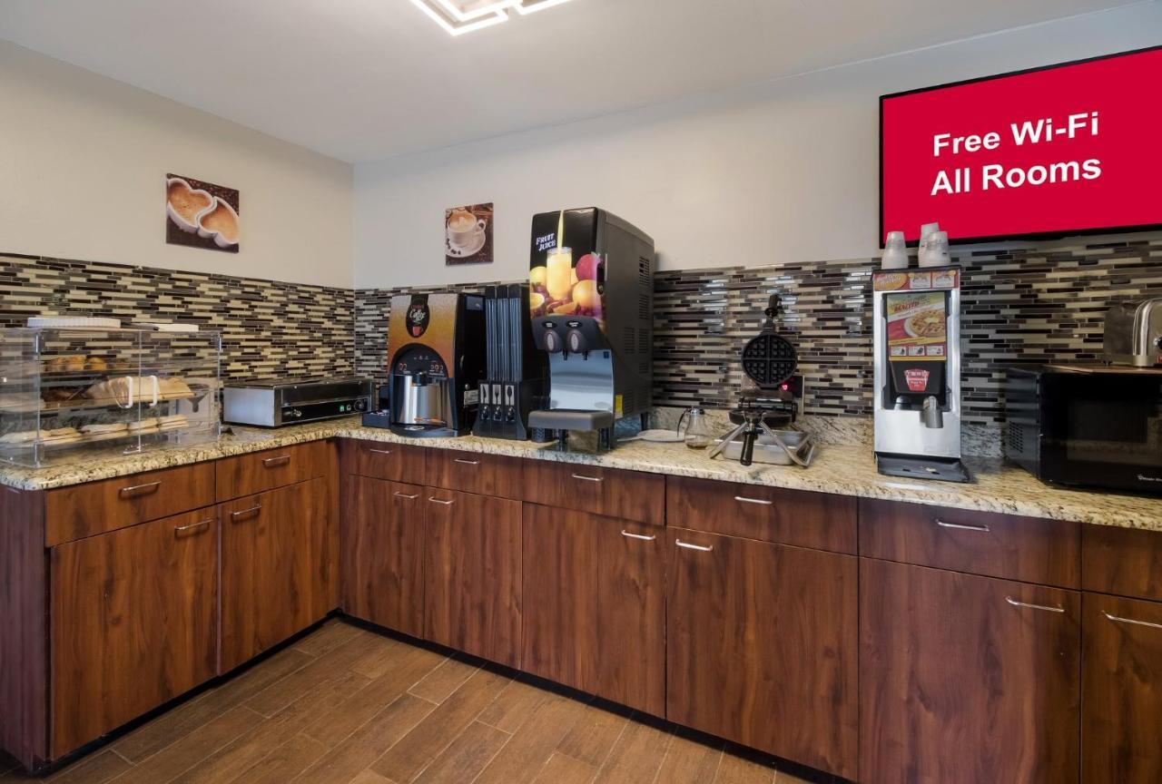 Red Roof Inn & Suites Jackson, Tn Εξωτερικό φωτογραφία