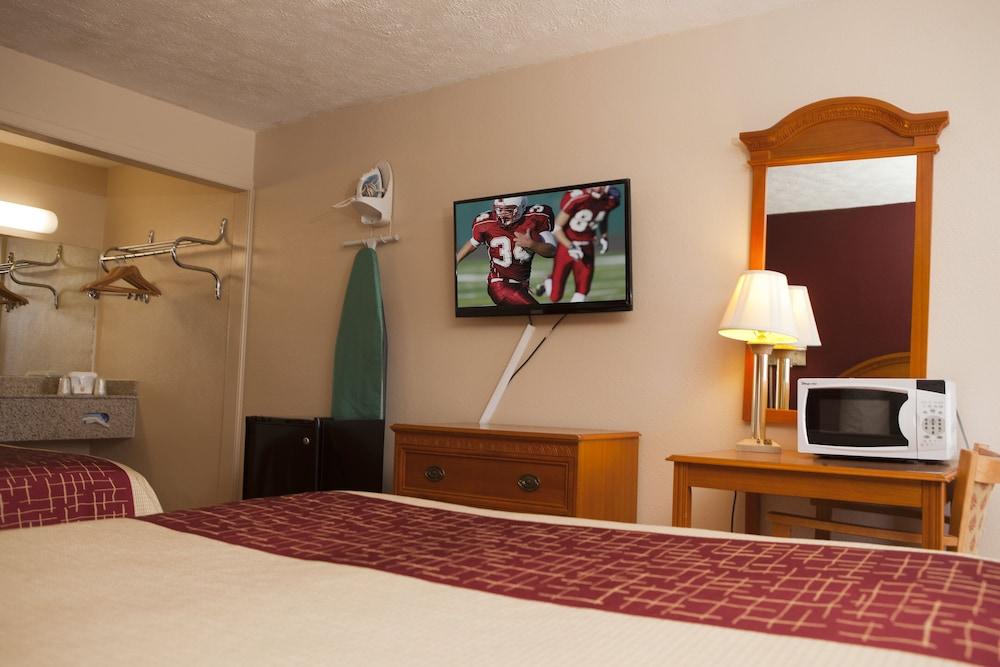 Red Roof Inn & Suites Jackson, Tn Εξωτερικό φωτογραφία